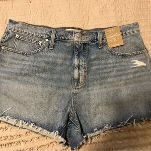 Madewell relaxed denim shorts size 32